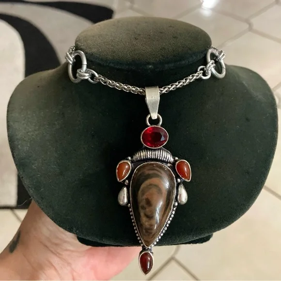 Genuine brown agate garnet and carnelian gemstones boho charm silver necklace - Picture 9 of 15